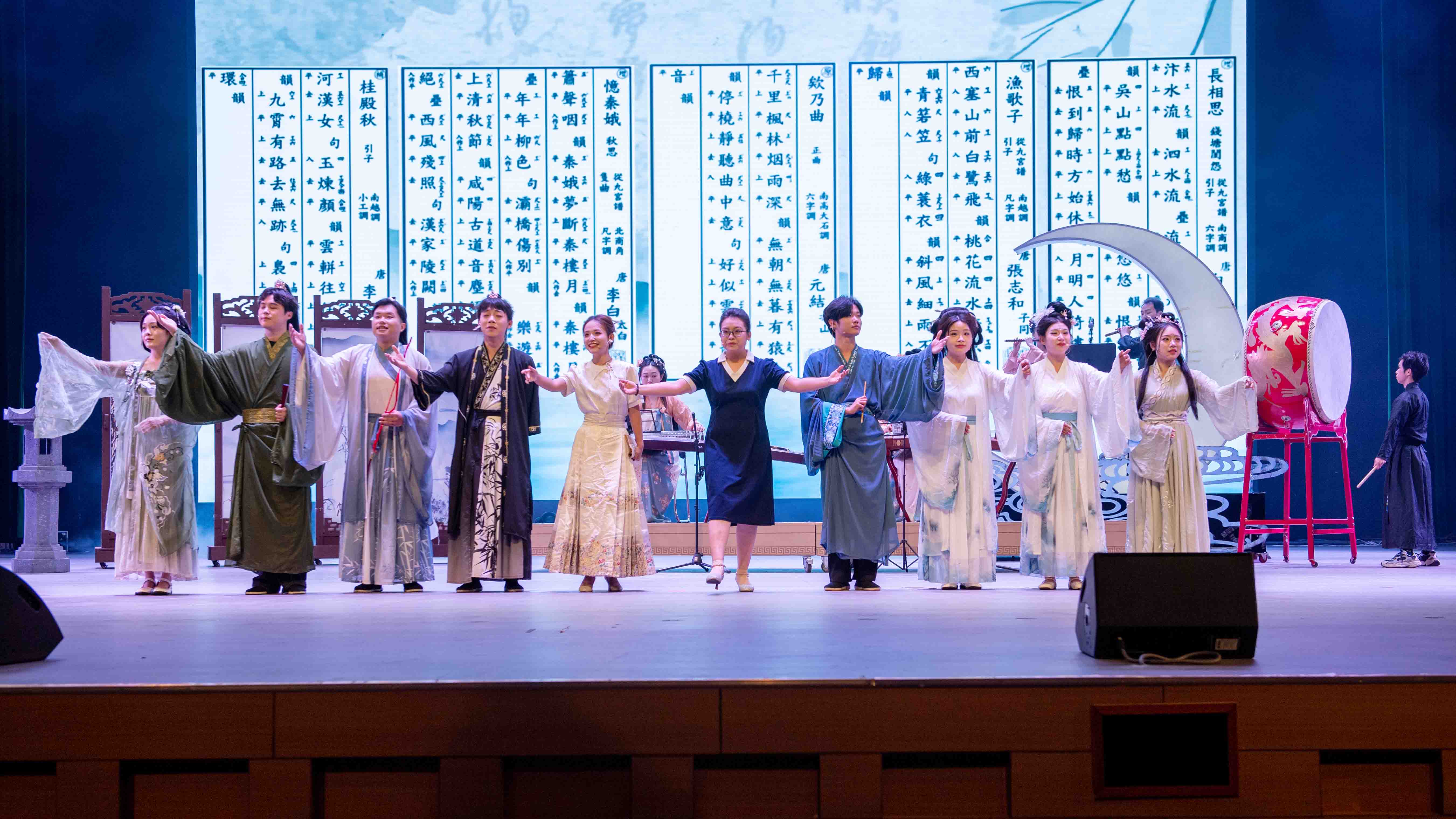 情景剧 拷贝.jpg